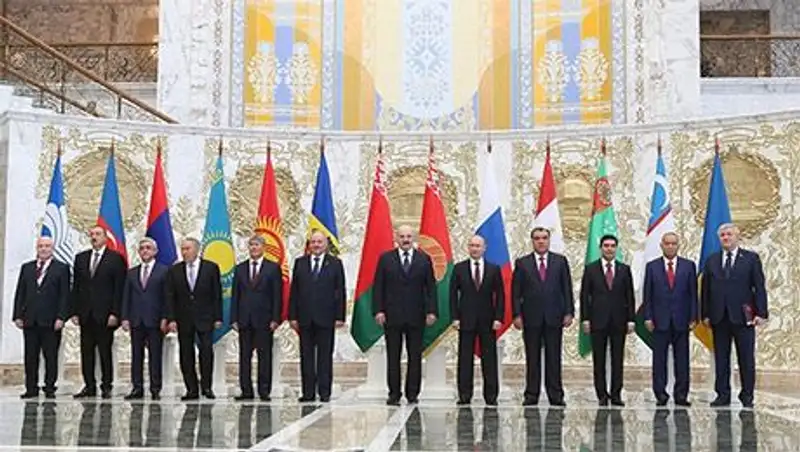 Лукашенко: следующий саммит СНГ пройдет в сентябре-октябре в Астане