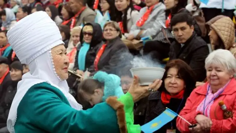 Средняя продолжительность жизни казахстанца составила 72 года