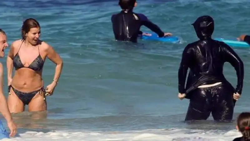 ООН: запрет на ношение буркини во Франции должен быть отменен