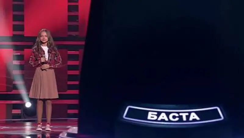 Юная казахстанка покорила Басту на слепых прослушиваниях шоу "Голос. Дети"