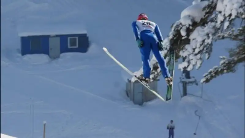 Марат Жапаров завоевал бронзу Азиады в прыжках на лыжах с трамплина