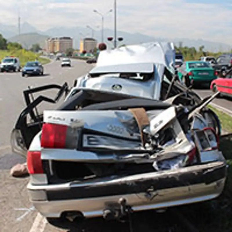 Крупное ДТП произошло сегодня утром в Алматы на Восточной объездной (фото)