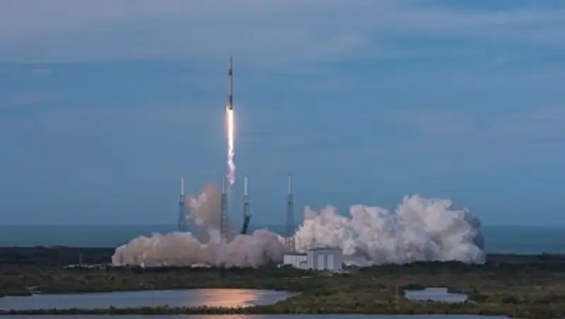 SpaceX назвала дату пуска ракеты Falcon 9 с военным спутником GPS