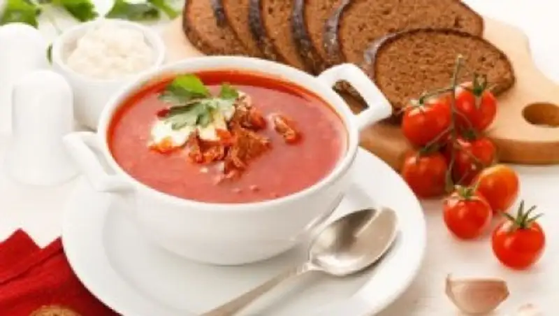 Байбек: Иностранцы могут перекусить в Алматы за 500 тенге