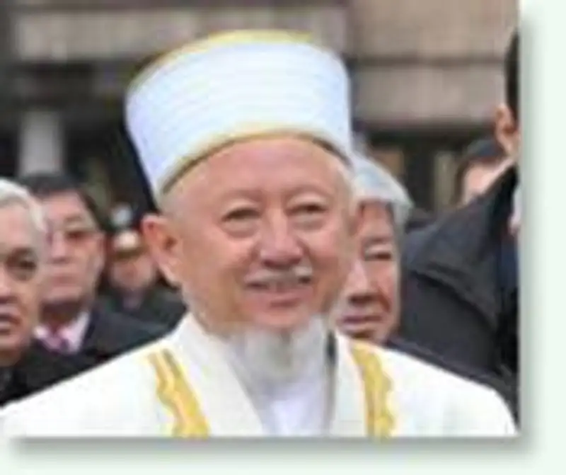 Председатель ДУМК поздравил казахстанцев с 20-летием Независимости, фото - Новости Zakon.kz от 10.12.2011 01:57