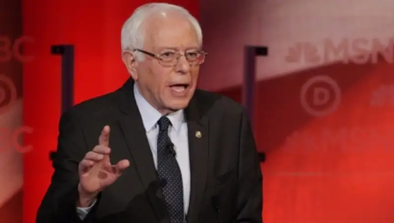 Претендент на пост американского президента Сандерс не считает РФ главной угрозой США