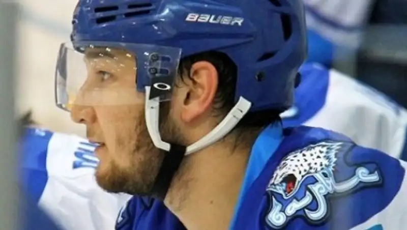 Хоккеист Дамир Рыспаев дебютировал в ВХЛ