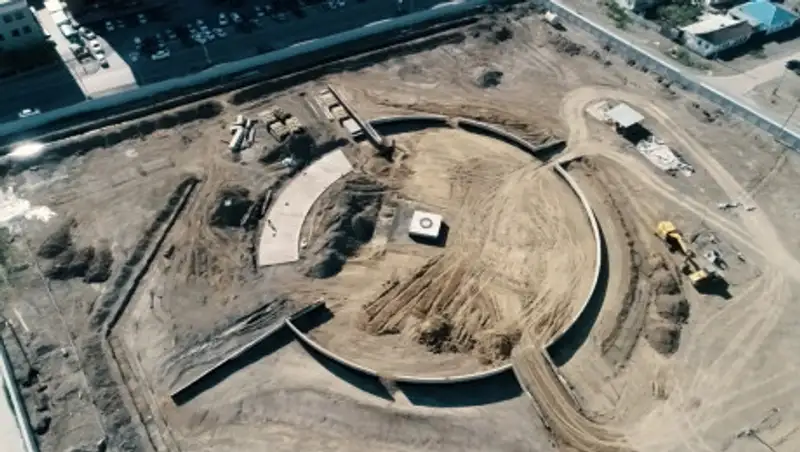 В Атырау строится площадь государственных символов и 91-метровый флагшток