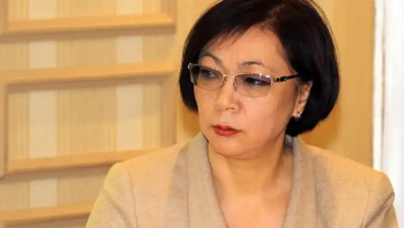 Экс-министр здравоохранения С. Каирбекова находится в тяжелом состоянии в больнице