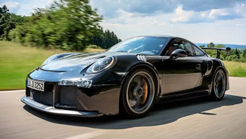 Новый Porsche 911 GT2 RS получит впрыск воды