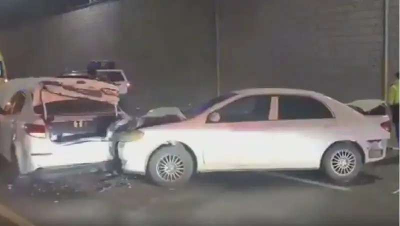 Массовое ДТП с участием пяти авто произошло в Алматы