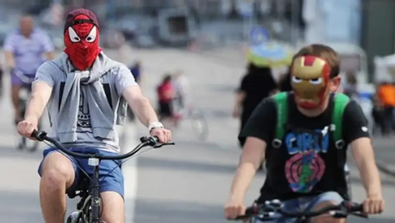 Россияне начали менять свое отношение к ЕС и США