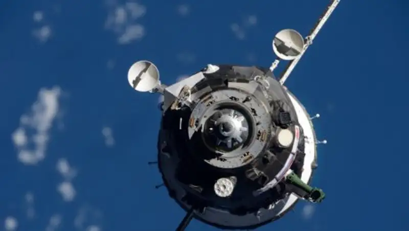 В Казахстан перебросят людей и технику для обеспечения посадки корабля "Союз"