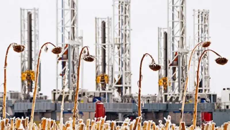 Число буровых в США упало до минимума с ноября 2009 года