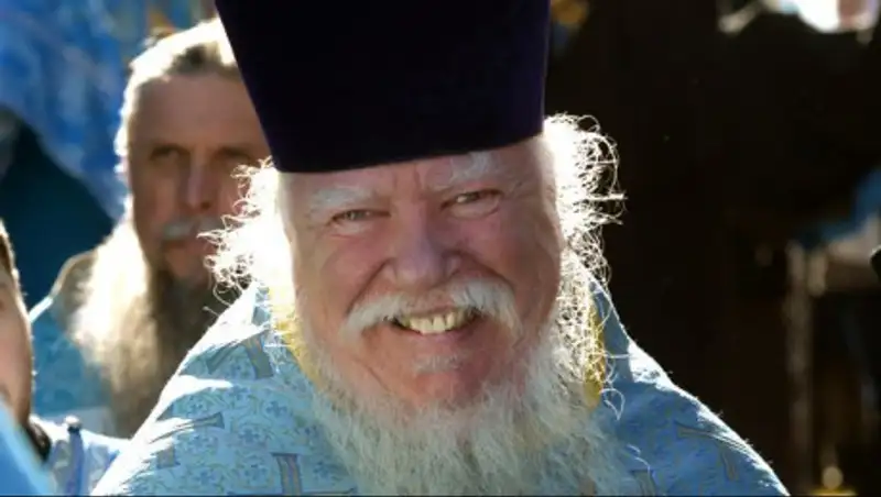 Протоиерей объяснил, почему назвал гражданских жен проститутками