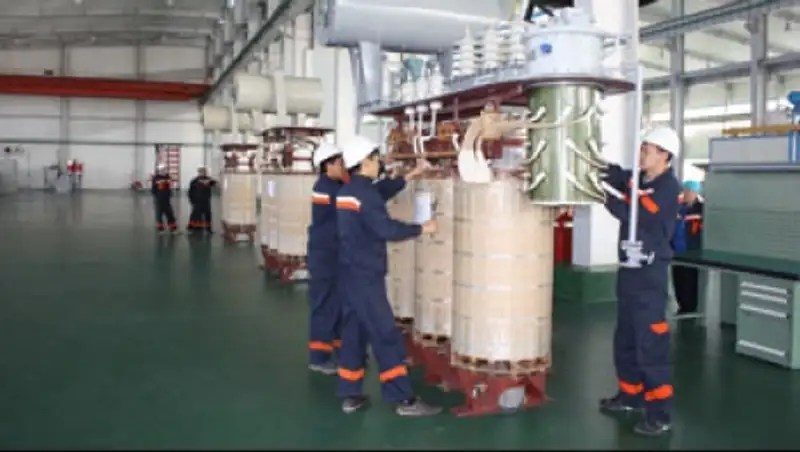 В ЗКО запущен Уральский трансформаторный завод