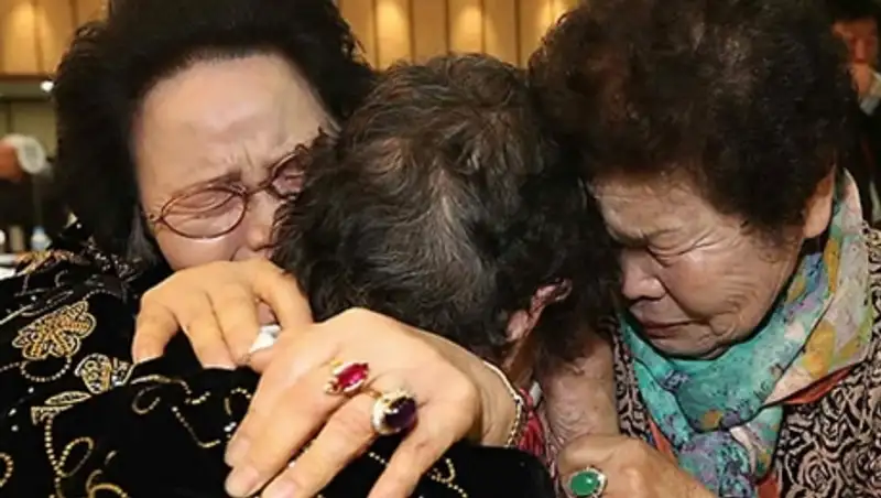 В КНДР прошла встреча семей, разделенных корейской войной 1950-1953 годов