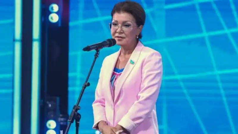 Дарига Назарбаева рассказала, за что благодарна педагогам