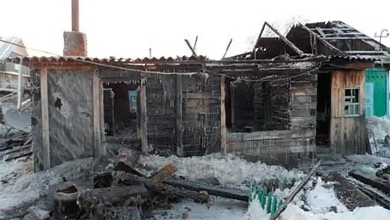 Причиной пожара, в котором погибла семья с двумя девочками, стало замыкание проводки