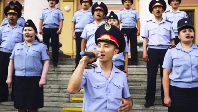 Полицейские ВКО сняли клип