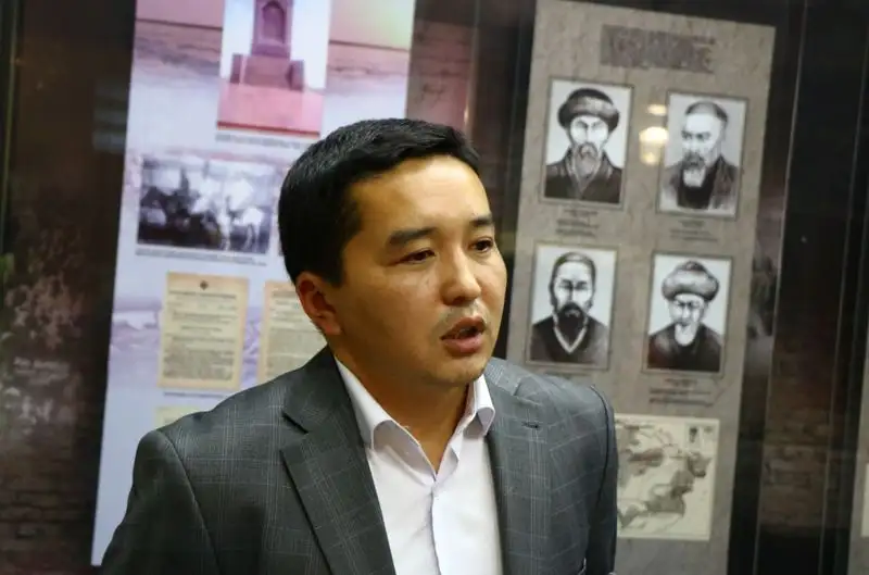 директор музея жертв политических репрессий Меиржан Мусабаев, фото - Новости Zakon.kz от 31.05.2023 09:18
