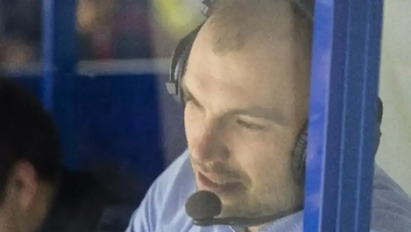 Любители хоккея требуют «Вернуть Олейника»