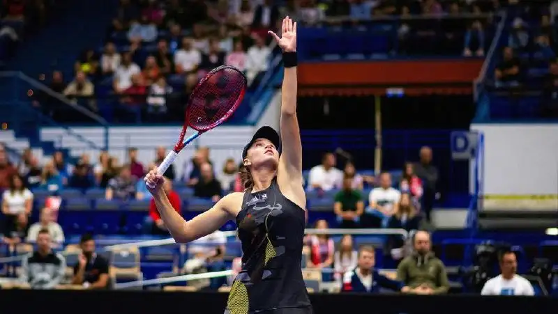 Елена Рыбакина проиграла во втором круге турнира в Мексике