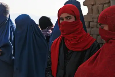 В Афганистане женщинам запретили получать высшее образование
