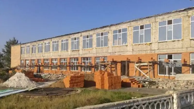 Обрушение части школы расследуют в Карагандинской области