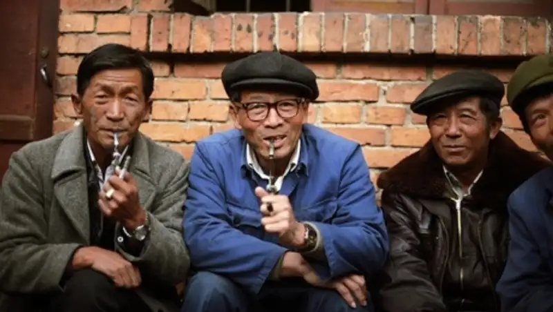 Китай пополнит казну за счет курильщиков