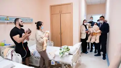 Новогодний сюрприз для пациентов столичного кардиоцентра устроили сотрудники "Самрук-Казына"
