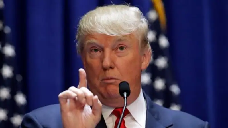 Трамп распорядился отложить введение новых санкций против РФ