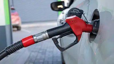 Автовладельцам Казахстана предлагают фейковые топливные карты, фото - Новости Zakon.kz от 10.04.2023 13:30