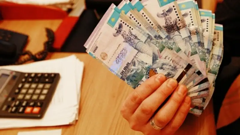 Нацбанк: более 60% взявших потребительский кредит скрываются от банков 