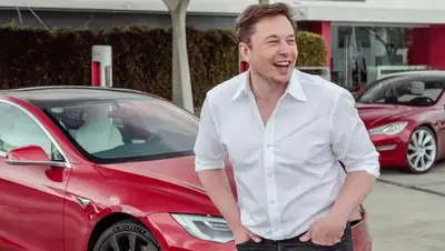 Обвинил Билла Гейтса, фото - Новости Zakon.kz от 24.04.2022 19:53