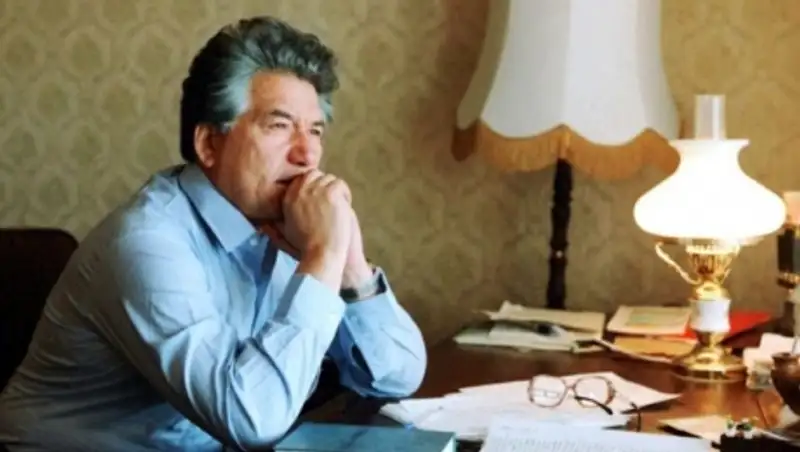 В Астане появится улица имени Чингиза Айтматова