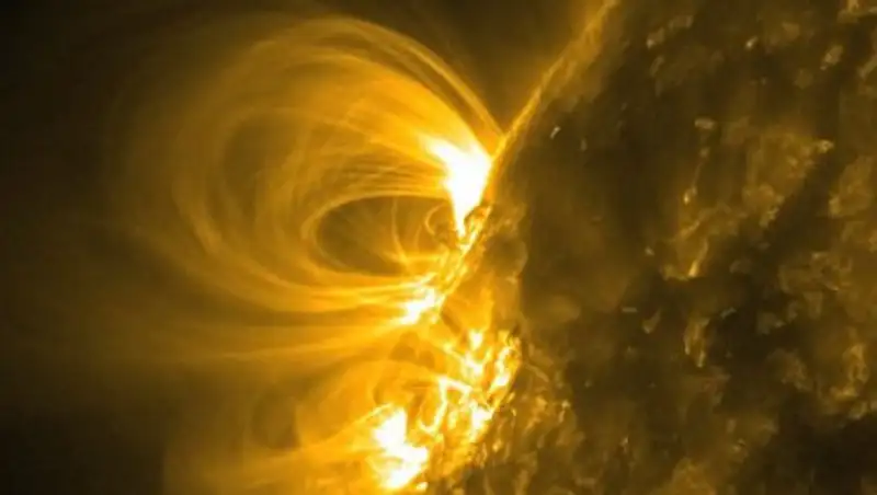 NASA опубликовало видео магнитного поля Солнца