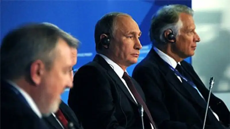 Путин назвал первопричину ухудшения отношений между Россией и Западом