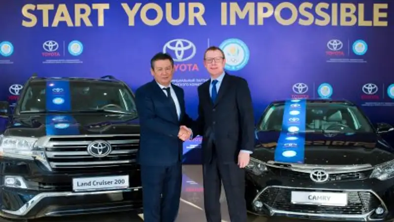 Toyota передала 8 автомобилей Национальному Олимпийскому Комитету