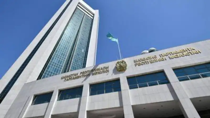 Мажилисмены высказались о заявлениях российских депутатов