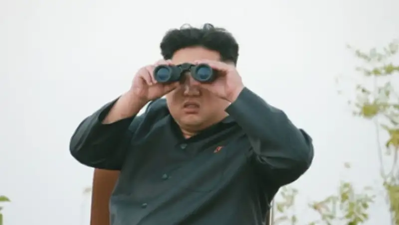 Южная Корея сообщила о направившихся к ее границе десантных судах КНДР