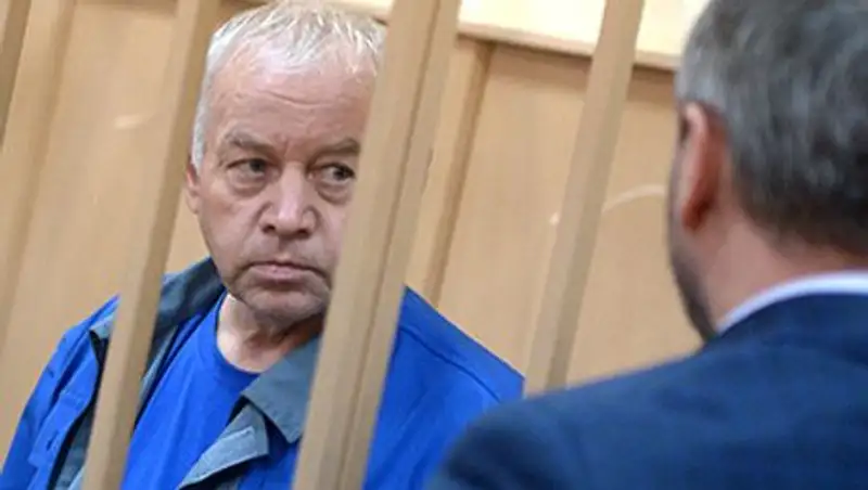 Суд арестовал водителя снеугоуборщика из Внуково