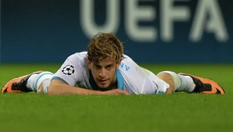 Футболист мадридского "Атлетико" был задержан за причинение вреда полицейским