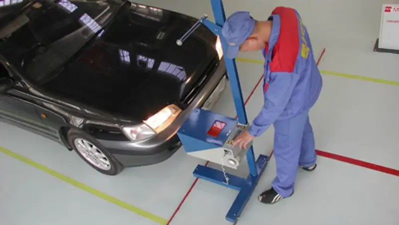 В Казахстане не хватает экспертов для проведения техосмотра