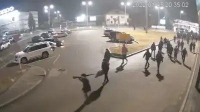 Сотрудник аэропорта Алматы рассказал, как они спасали пассажиров во время его захвата, фото - Новости Zakon.kz от 13.04.2023 16:32