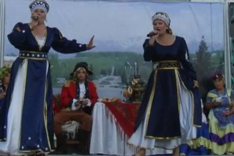 В Риддере прошел театрализованный концерт, посвященный10-летию переименования города