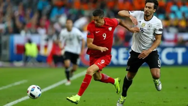 Сборные Германии и Польши голов в первом тайме не забили