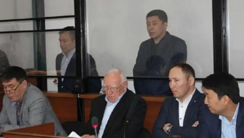 Прокуроры запросили для миллиардера Ундиргенова 10 лет в колонии строгого режима