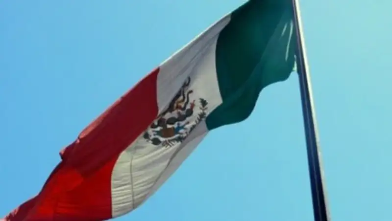 Мексика наотрез отказалась строить за свой счет стену на границе с США