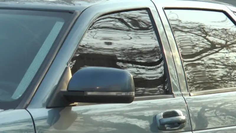 Водитель с якобы сертифицированной тонировкой оштрафован в Алматы